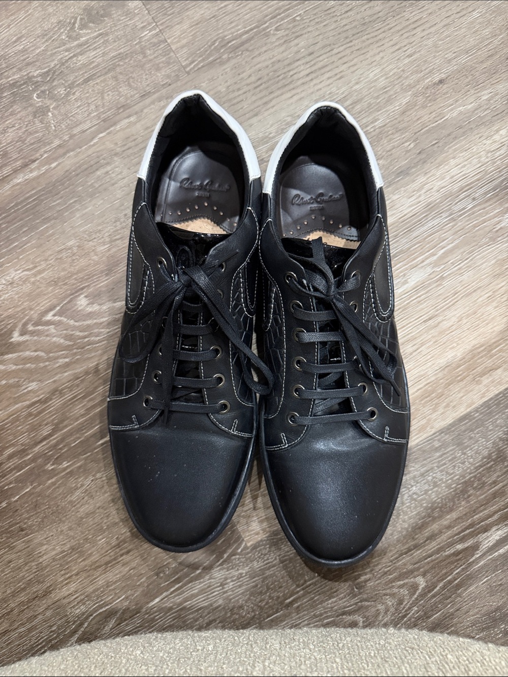 Robert Graham Black Sneakers with White Heel Collar